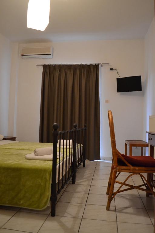 Eliza Studios And Apartments Пефкохорі Екстер'єр фото