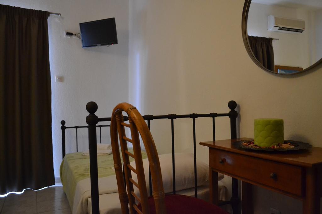 Eliza Studios And Apartments Пефкохорі Екстер'єр фото