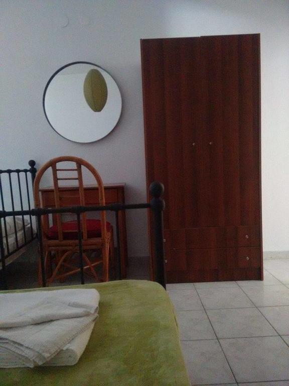 Eliza Studios And Apartments Пефкохорі Екстер'єр фото